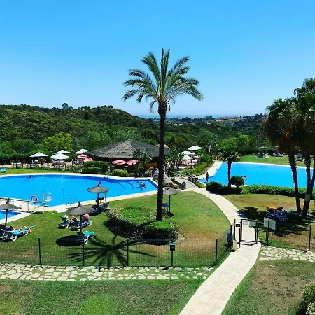 Apartment @thebotanist222 Estepona