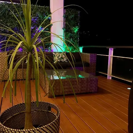 Apartment @thebotanist222 *